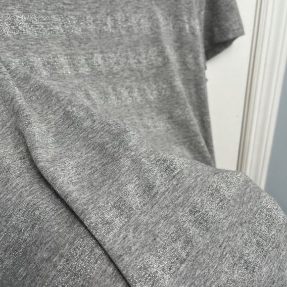 Talbots women’s gray top with stripes of shimmer XL - Picture 3 of 7